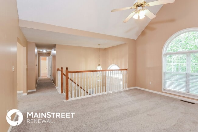 Building Photo - 3385 Slate Dr