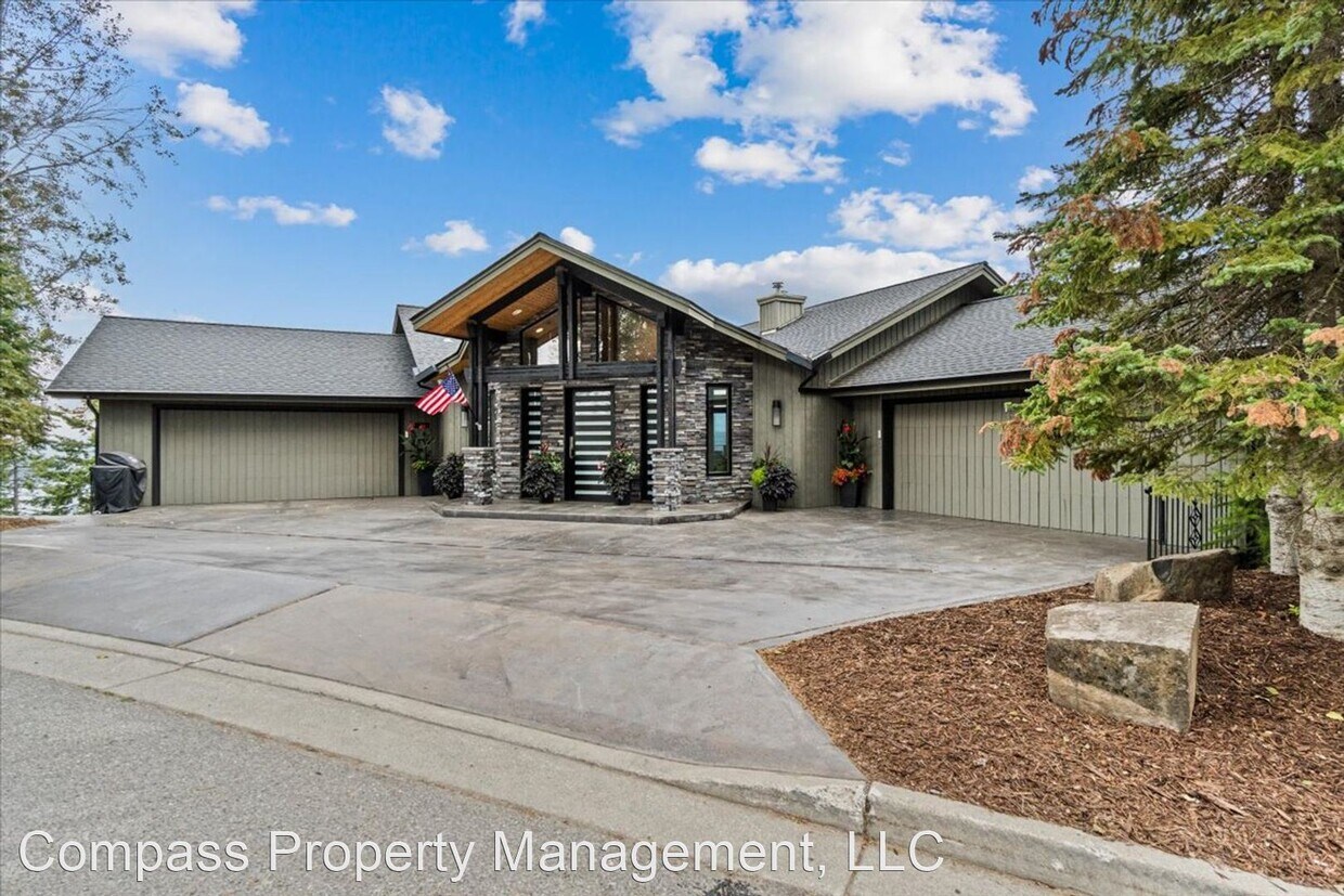 Primary Photo - 3 br, 3.5 bath House - 3696 E Sky Harbor Dr.