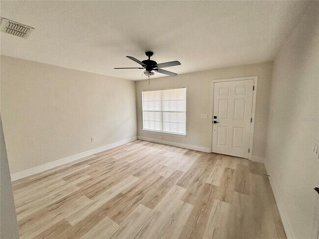 Foto del edificio - 162 Cascade St