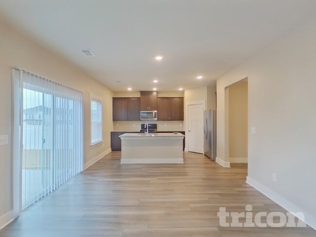 Building Photo - 202 Garrison Grove Dr