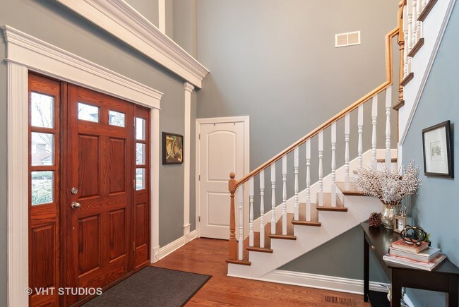 Building Photo - Holly CT