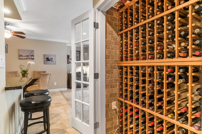 Custom Wine Closet - 555 Esplanade