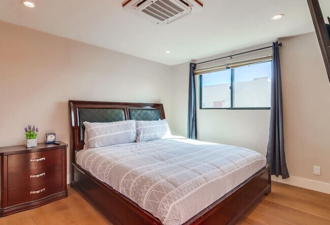Foto del edificio - 747 Island Ct