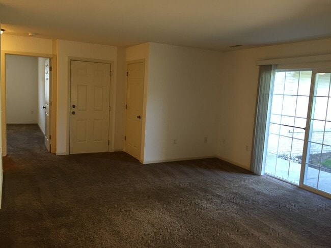 Building Photo - 849 Jana Ln