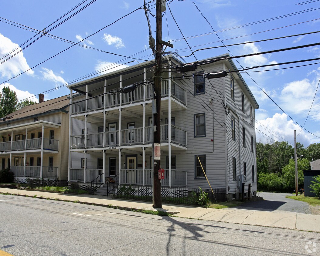 Building Photo - 2211-2213 Providence Rd