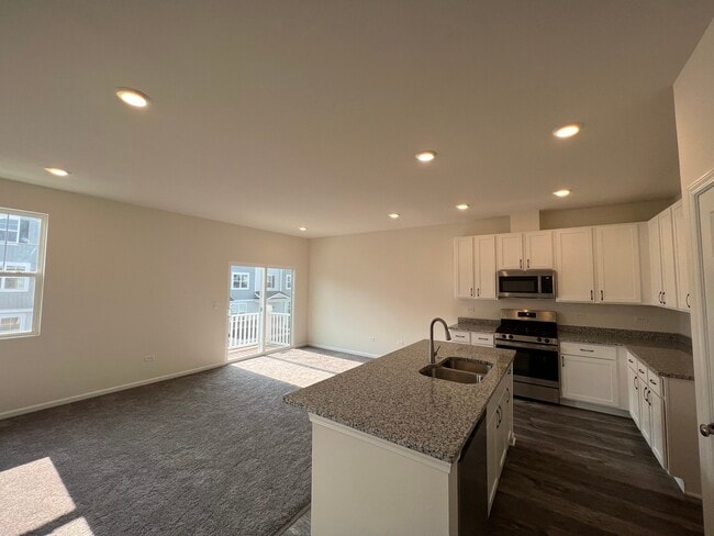 Building Photo - 4181 Chelsea Mnr Cir