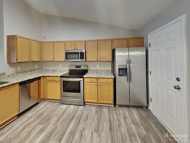 Building Photo - 1072 Meadowbrook Lane SW Concord NC