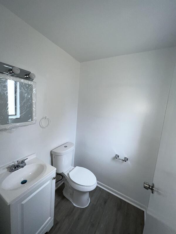 Foto del edificio - 1067 Salem Ave