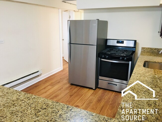 Foto del edificio - 3434 W Drummond Plz