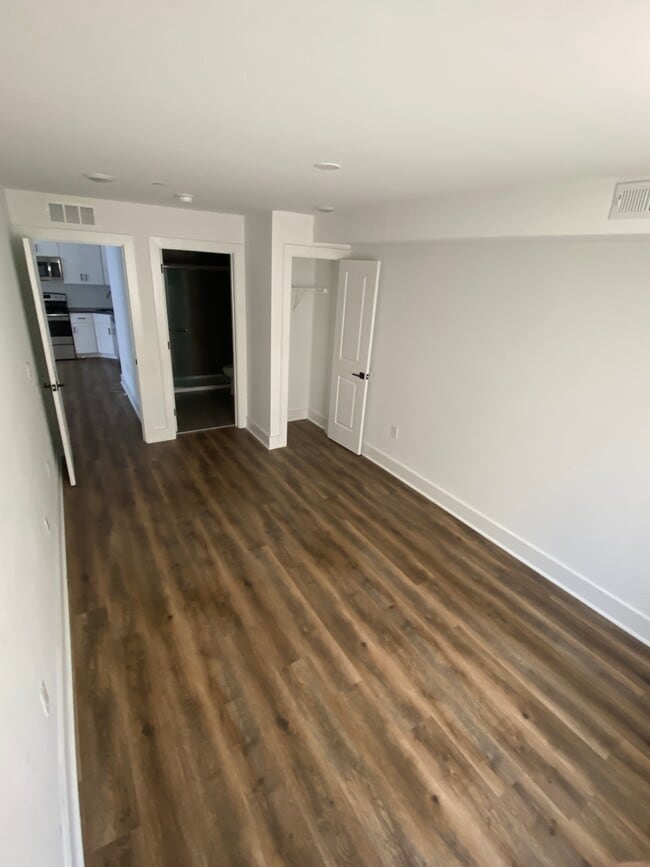 Building Photo - 3501 Haverford Ave