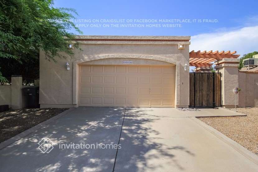 Primary Photo - 1516 E Kristal Way