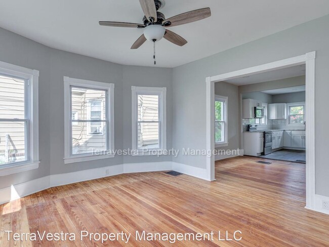 Foto del edificio - 3 br, 1.5 bath House - 116 W Main Street