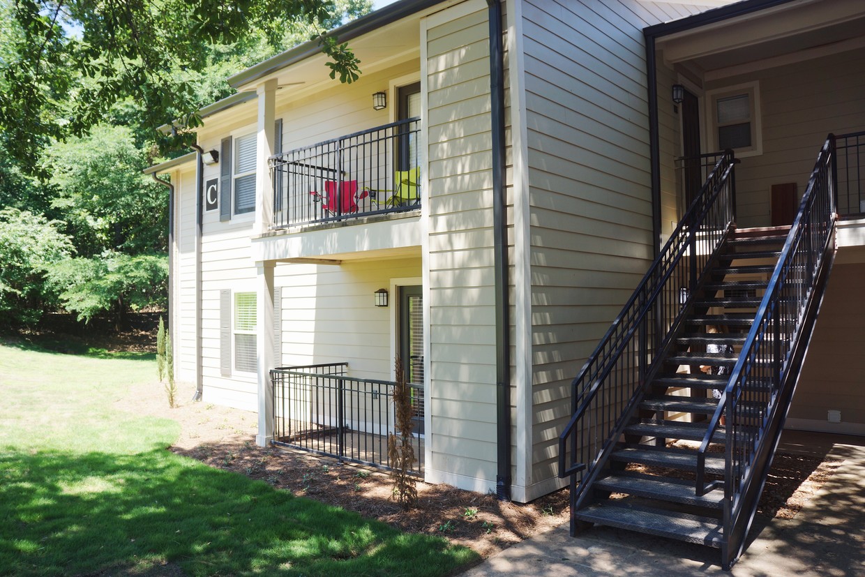 Foto principal - 1903 Anderson Rd