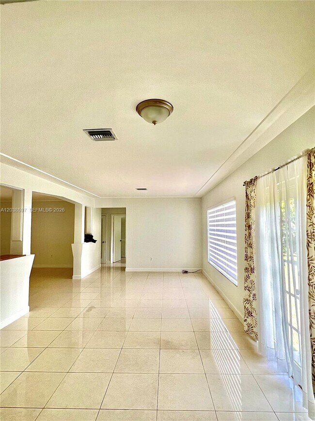 Foto del edificio - 1506 Delgado Ave