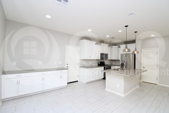 Foto del edificio - 17221 N 9th Pl