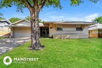 Building Photo - 2205 Marvel Dr