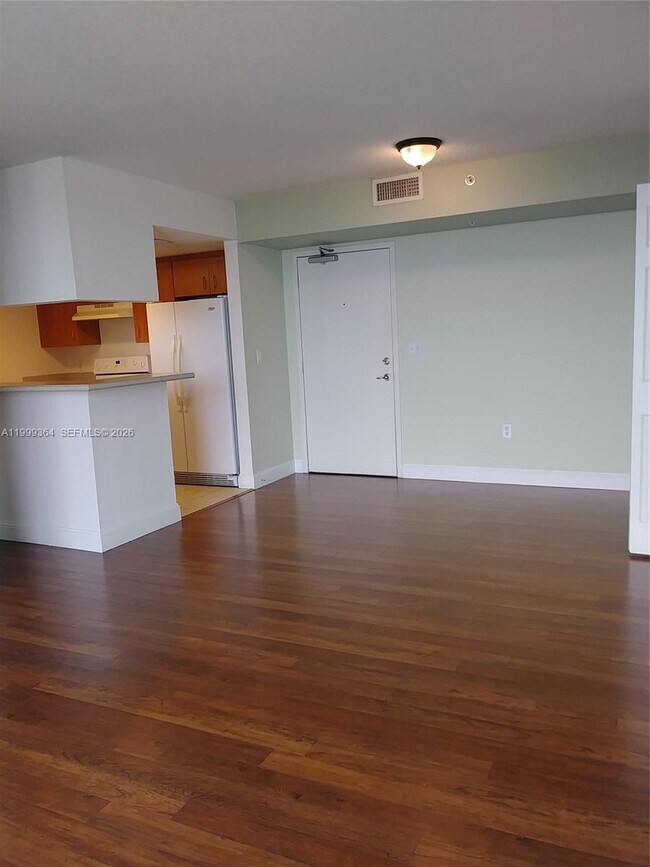 Foto del edificio - 816 NW 11th St