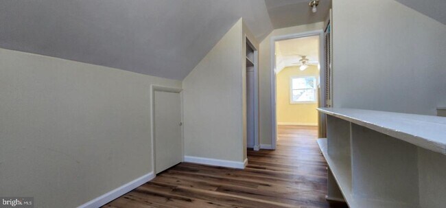 Foto del edificio - 168 Martin Dr