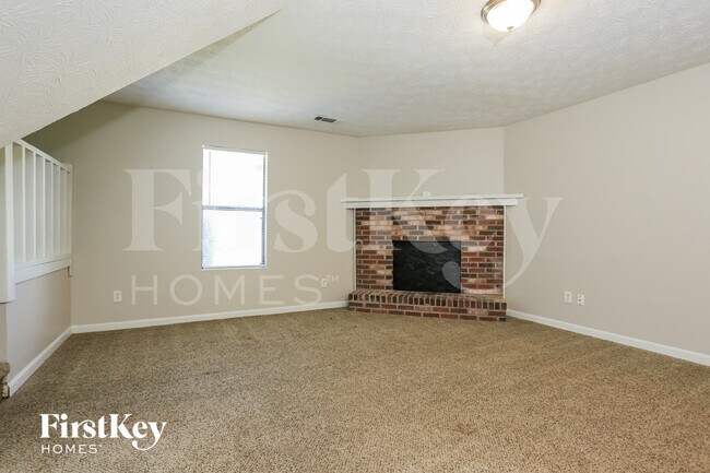 Foto del edificio - 3871 McGill Ln