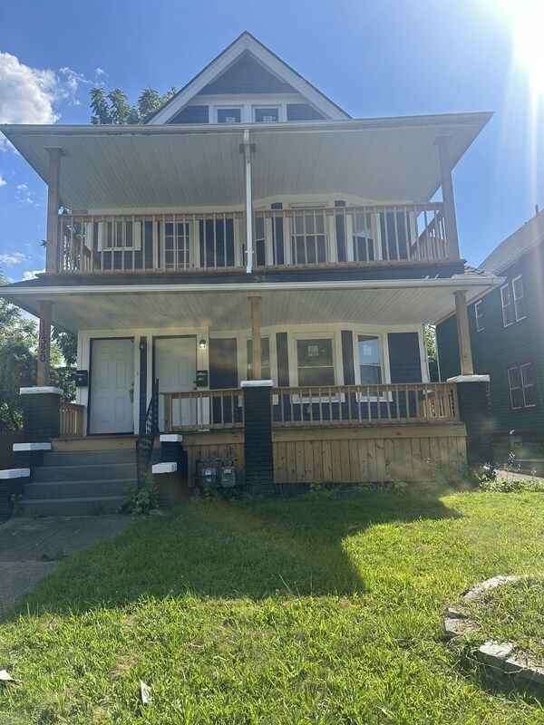 Foto principal - 11320 Durant Ave