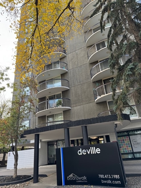 Primary Photo - Deville Apartments