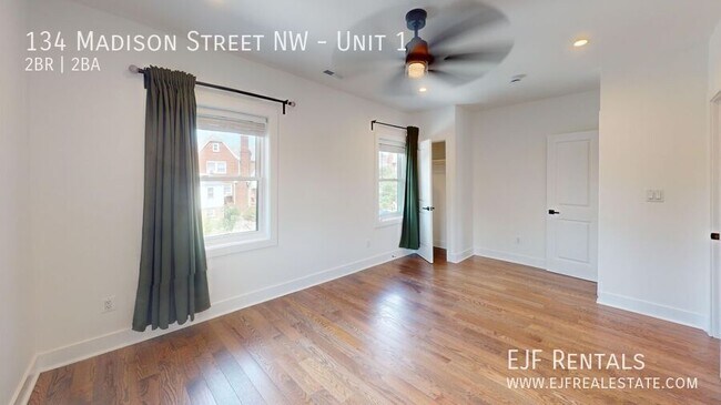 Foto del edificio - 134 Madison St NW