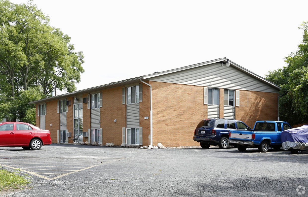 Primary Photo - Karen Ann Apartments