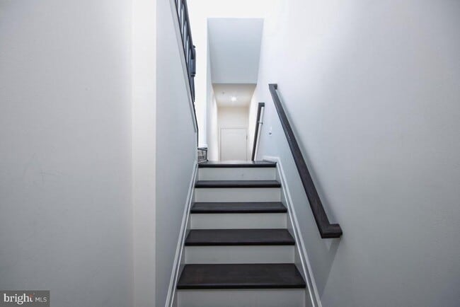 Foto del edificio - 9920 -B Sir Barton Wy