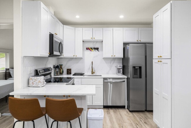 Foto del edificio - 815 SW Cloverdale St