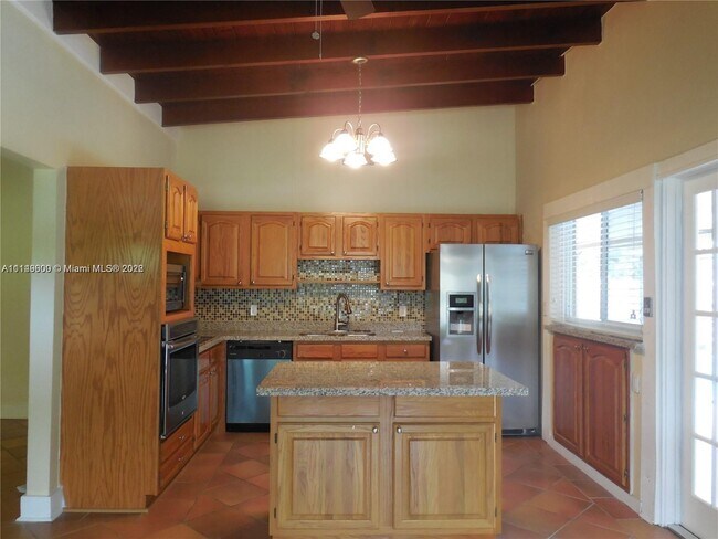 Foto del edificio - 10621 SW 111th St