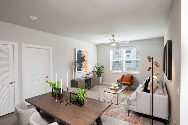 Foto del edificio - Rents Just Dropped – And We’re Waiving You...