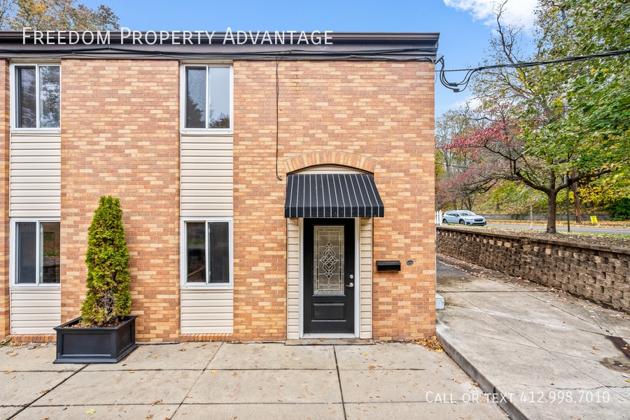 320 Bank St Unit A Sewickley Apartment for Rent in Sewickley, PA