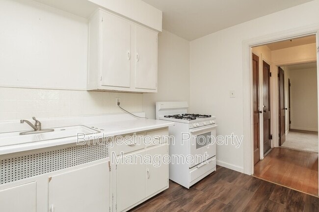 Foto del edificio - 1413 Old Ln Ave