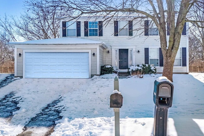 Building Photo - 5911 Vero Dr