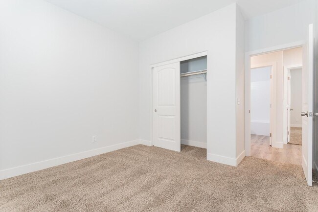 Foto del edificio - 1661 S Dandelion St