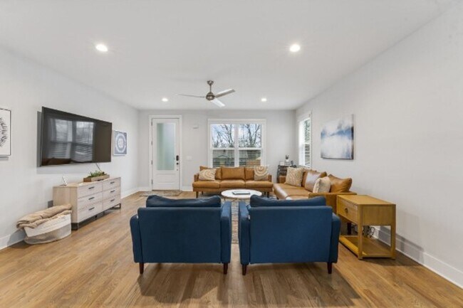 Building Photo - Vester Ave 610