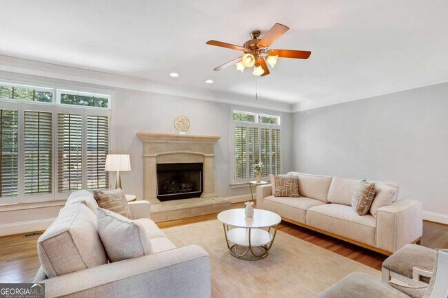 Foto del edificio - 1687 Bristol Farms Ct