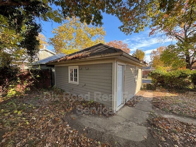 Foto del edificio - 107 Edgewood Ave