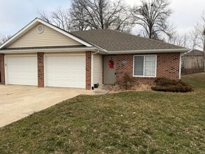 Building Photo - 7437 Noah Ct