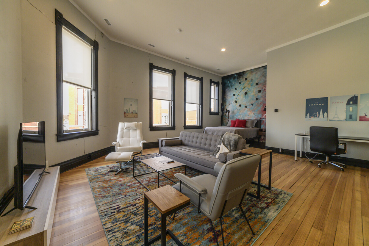 Foto principal - 115 NW 3rd St