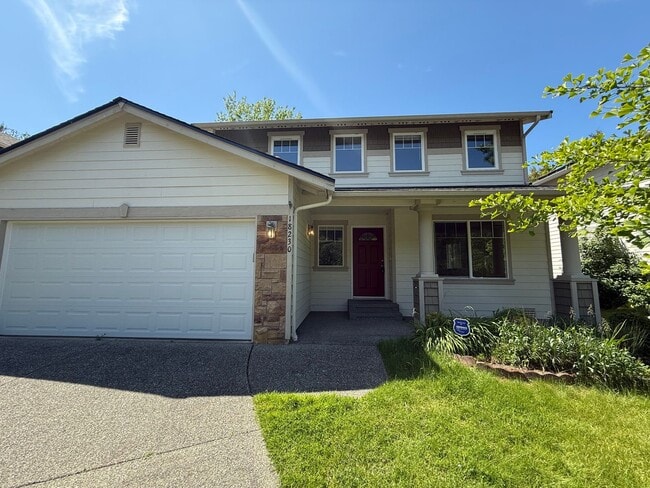 Building Photo - 4 Bed 2 Bath Home in Waterbury Meadows