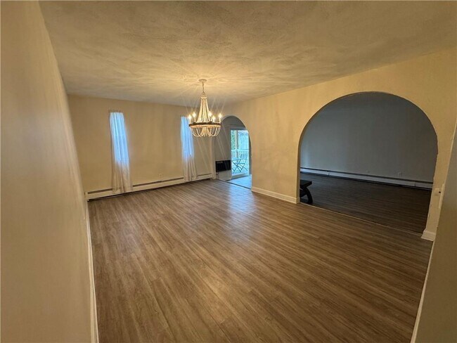 Foto del edificio - 260 George Waterman Rd