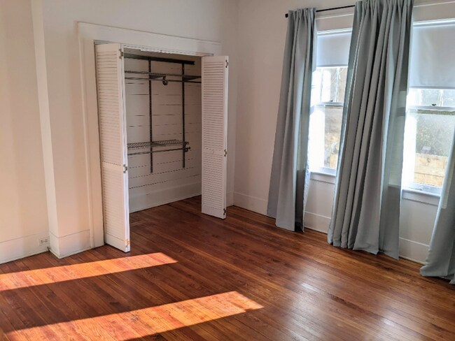 Foto del edificio - 2312 Forbes St