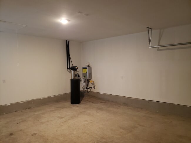 Building Photo - 5447 Calton Bnd