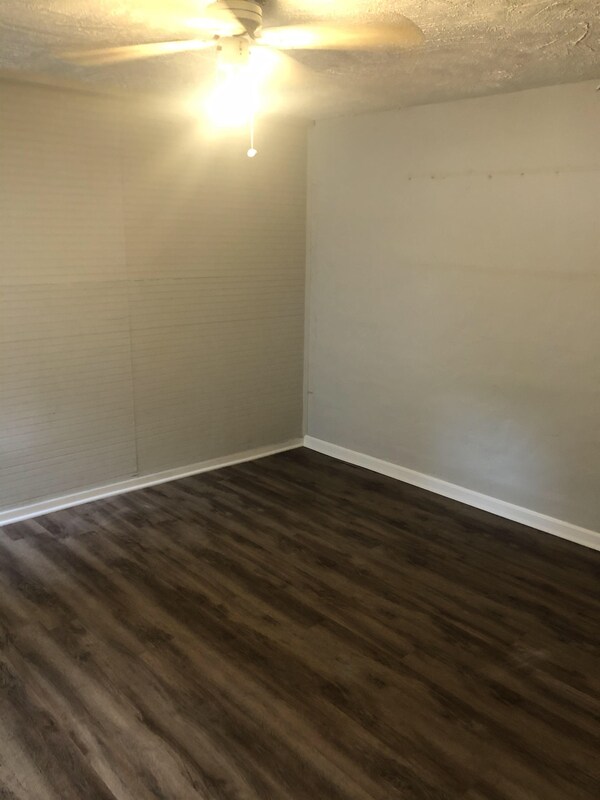 Building Photo - 228 Madison Heights