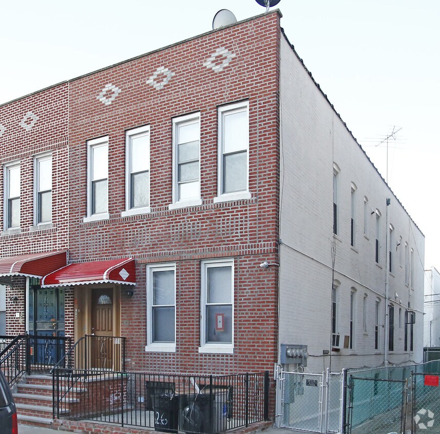 Primary Photo - 1826 Bay Ridge Ave