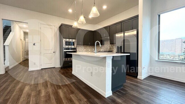 Building Photo - 7529 Regal Ln
