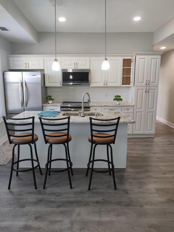 Foto del edificio - 1200 W Airdrie St