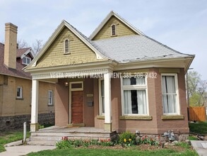 Building Photo - 2223 Jefferson Ave
