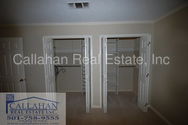Building Photo - 4528 Somers Ave